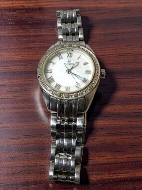 Bulova 96R100 Diamond White Mother-of-Pearl Dial Women's Quartz Watch Wrist Sz 6
